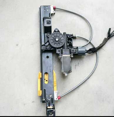 quality Used Fenghua for Auto Spare Parts Window Regulator C2Z26992 C2 Model OE 7210011CDE0200 1 Year Warranty factory
